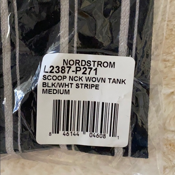 Loveappella Easy Scoop Neck Tank Top Size Medium - Picture 4 of 4